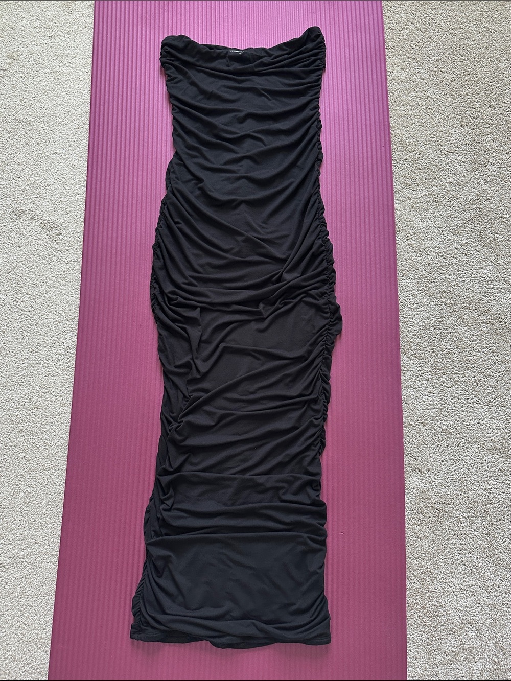 Good American Black Ruched Strapless Maxi Dress